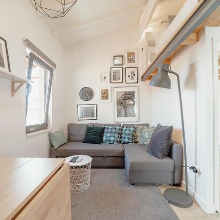 Mezzanine Stylish Apartments By Vacationy ポルト エクステリア 写真