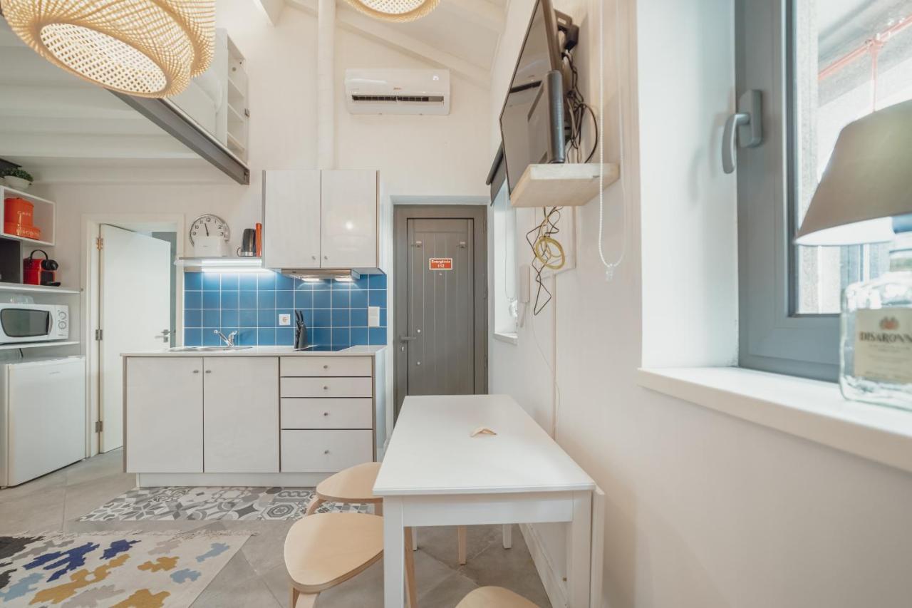 Mezzanine Stylish Apartments By Vacationy ポルト エクステリア 写真