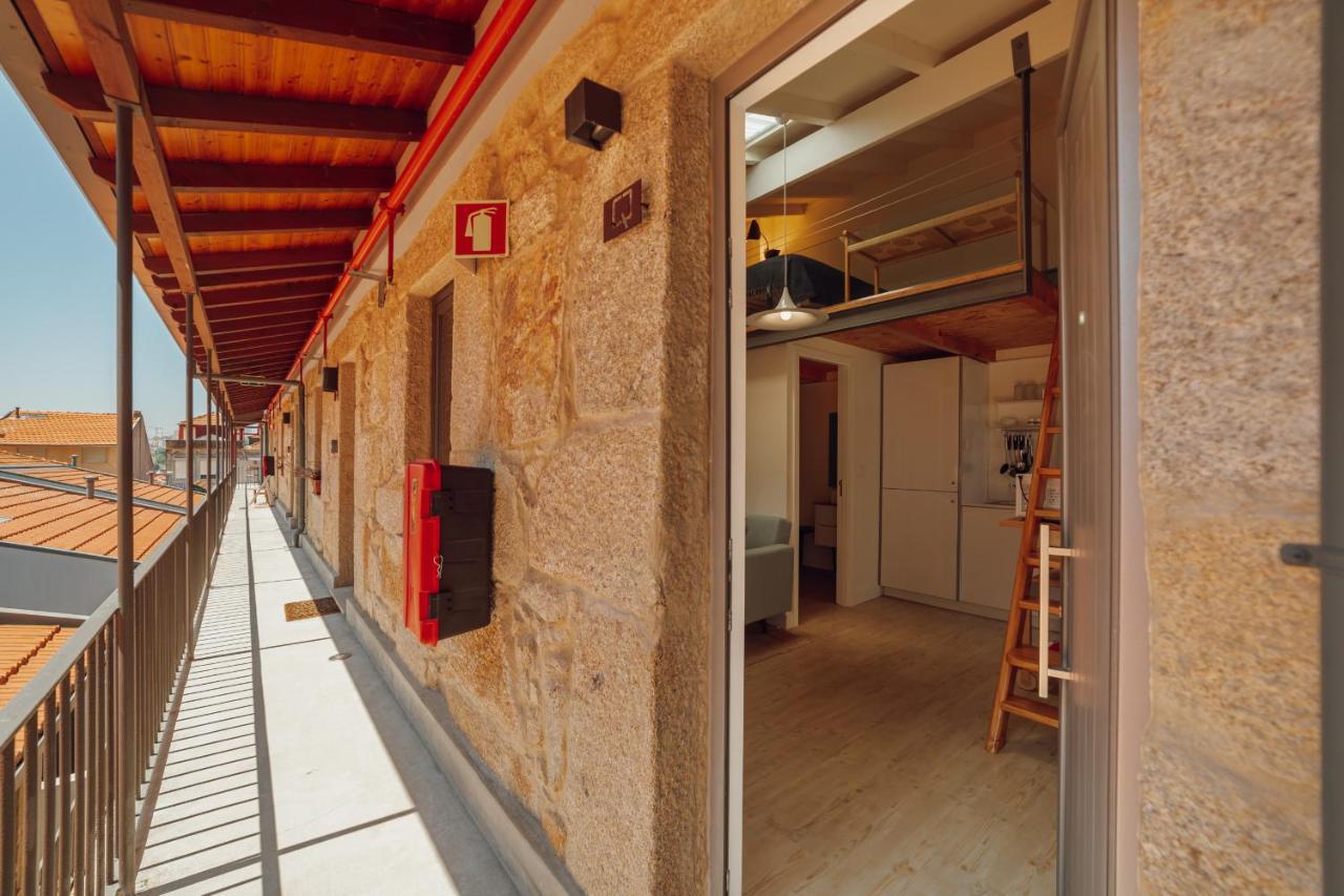 Mezzanine Stylish Apartments By Vacationy ポルト エクステリア 写真