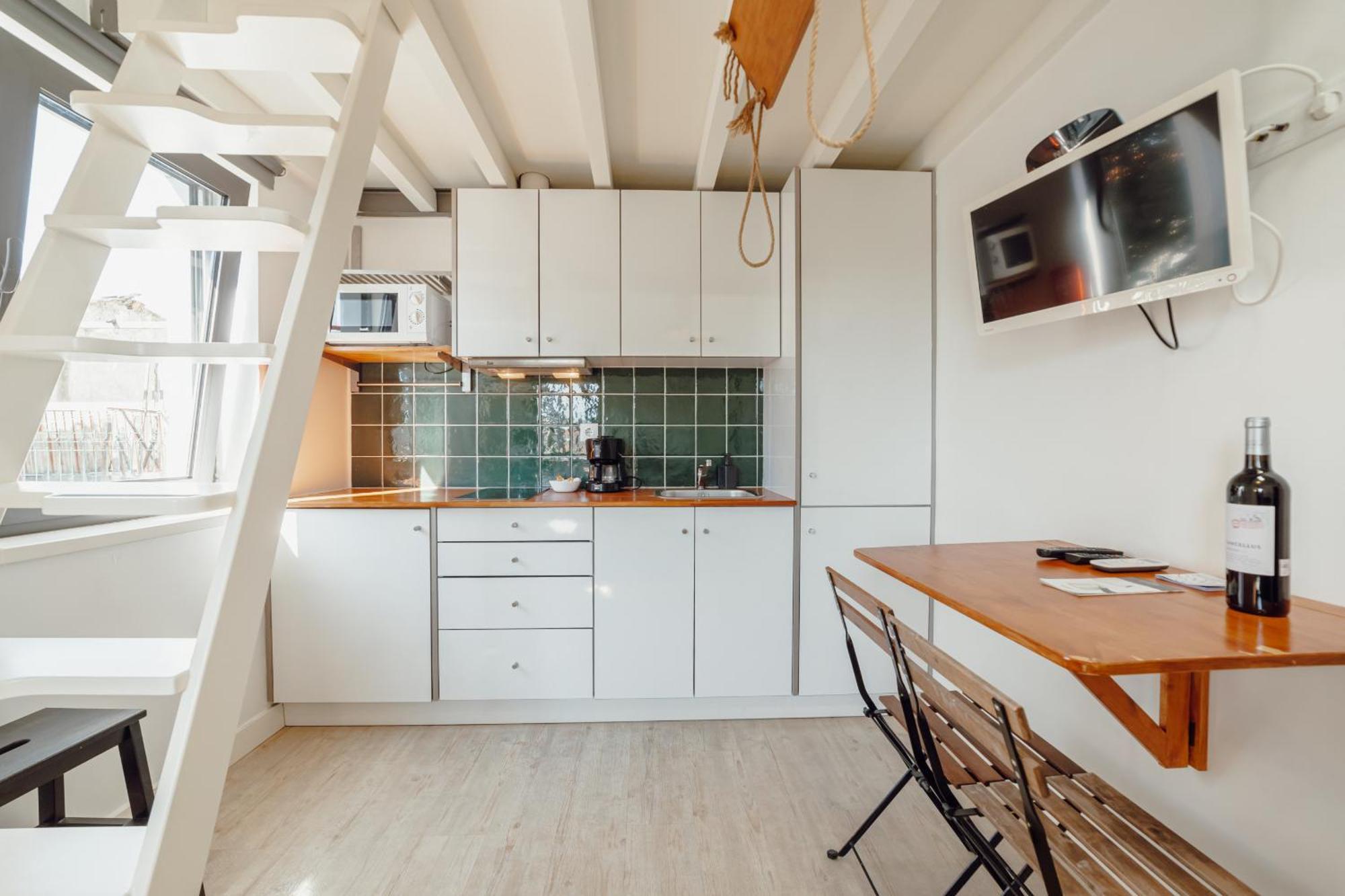 Mezzanine Stylish Apartments By Vacationy ポルト エクステリア 写真