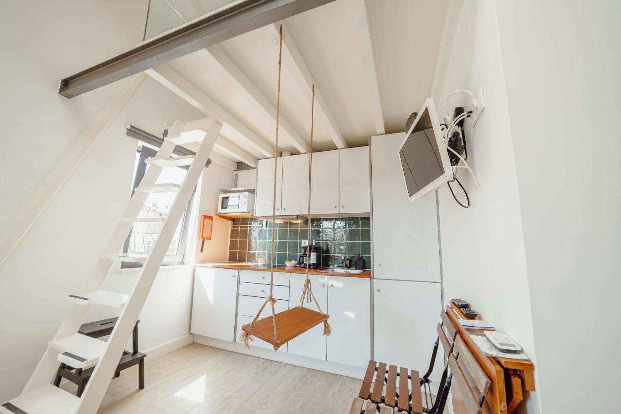 Mezzanine Stylish Apartments By Vacationy ポルト エクステリア 写真